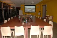 Les Loges du Ried - Studios & Appartements Proche Europapark Hotels in Biesheim