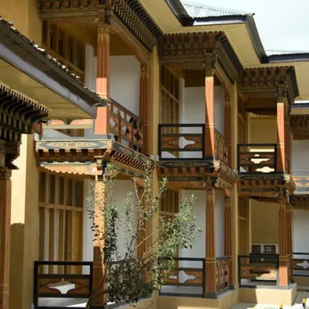 Tenzinling Resort