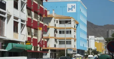 Mindel Hotel Отели в г. Минделу