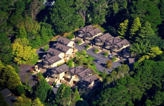 藍山瀑布山莊酒店