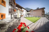 Hotel Touring - Mountain view