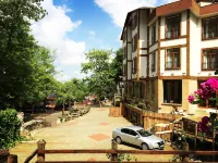 Mersu Ala Konak Otel maşukiye Sapanca - Bãi đậu xe