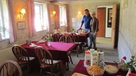 Kirsebærkroen - the Inn Between Отели в г. Faxe Ladeplads