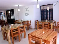 Filatelia Suites & Travel Hotels near Parque El Ejido