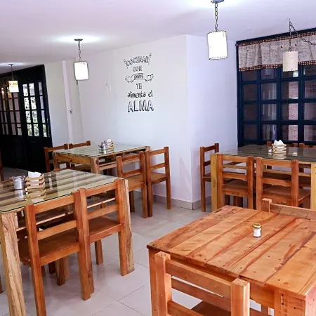 Filatelia Suites & Travel