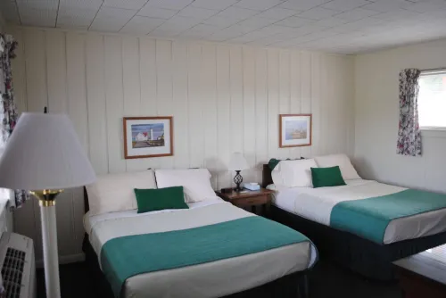 Rock Ledge Motel Hotels in Clayton