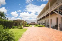 Denison Boutique Hotel Hotels near Rockhampton Showgrounds