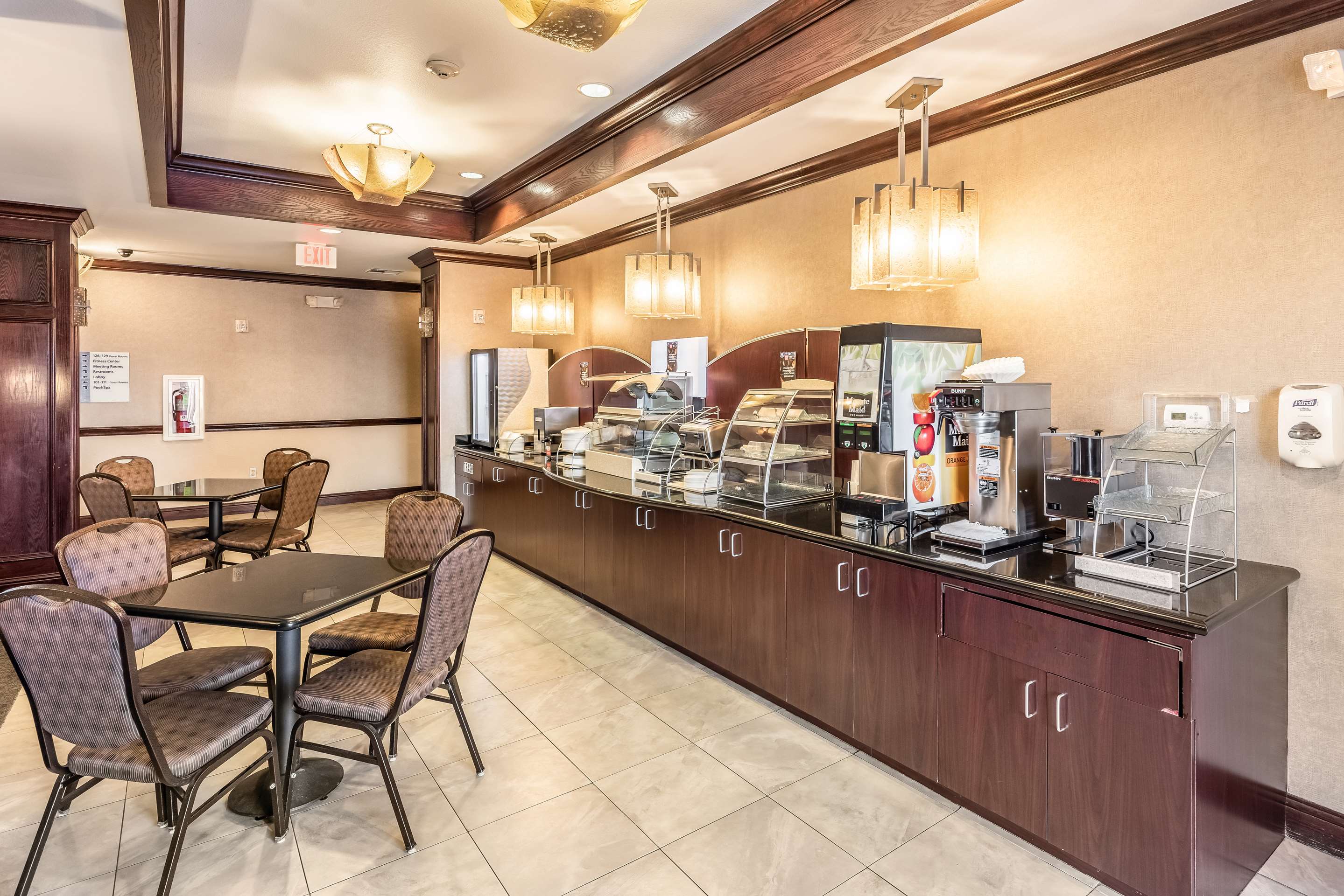 Red Lion Inn & Suites Mineral Wells