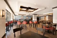 Hilton Orrington/Evanston