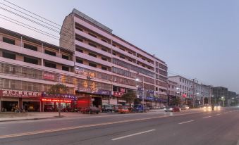 Longwan Hotel