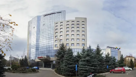 Hampton By Hilton Iasi Отели рядом с достопримечательностью «Botanic Garden»