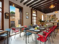 TI Central Maria Hotels in Llubi