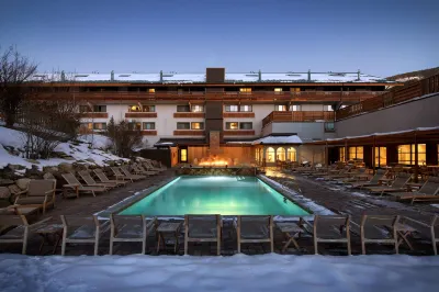 Highline Vail - a DoubleTree by Hilton Các khách sạn gần Squash Blossom Vail