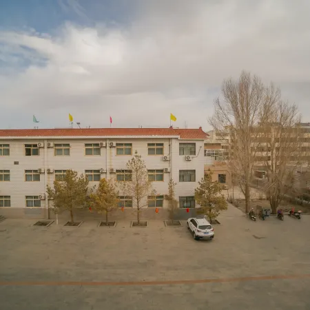 Guazhou Hotel