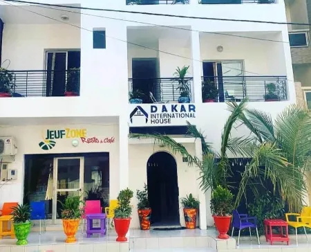 Dakar International House Отели в г. Дакар