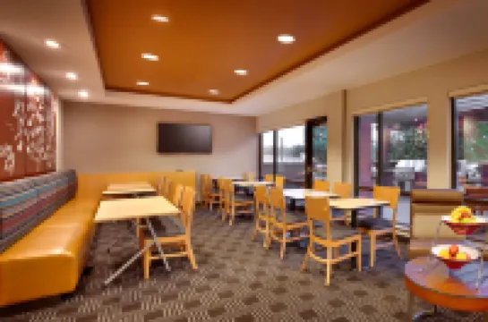 ทาวน์เพลซสวีทส์ บายแมริออท โอมาฮาเวสต์