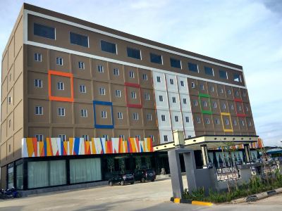 The Golden Bay Hotel Batam