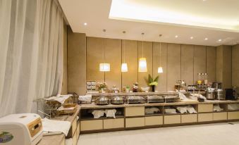 Homeinn Plus Hotel (Wuhan Xiangpingmao Xudong Subway Station)