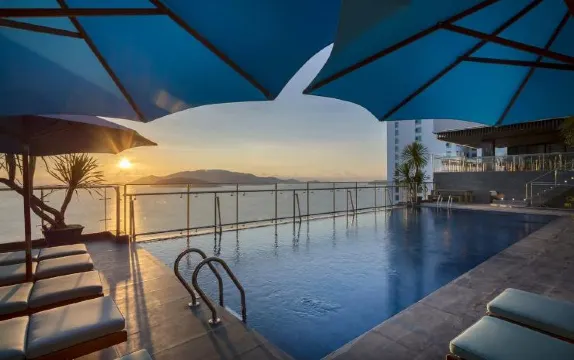 Holi Beach Hotel & Apartments