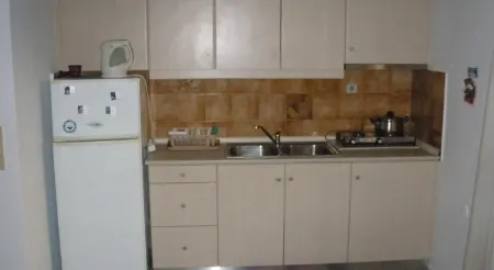 Albatross Apartments Отели рядом с достопримечательностью «Senses Club»