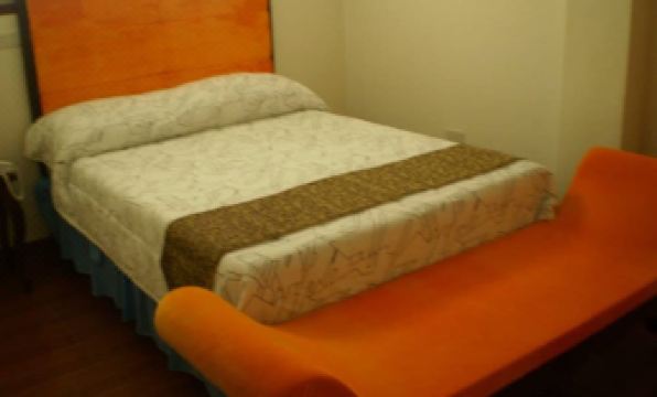 Regal Plaza Resort - Housity