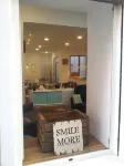 Hotel Smile & Co Hostal Boutique - guesthouses