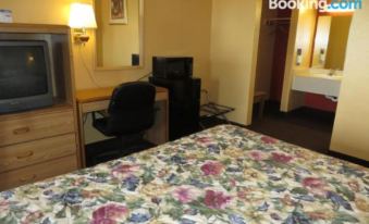 Economy Inn & Suites Joplin