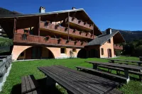 Al Maniero Hotels in Ponte di Legno