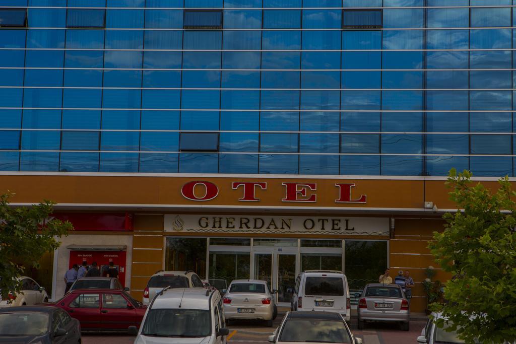 Gherdan Hotel