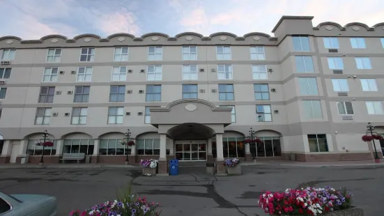 St. Albert Inn & Suites