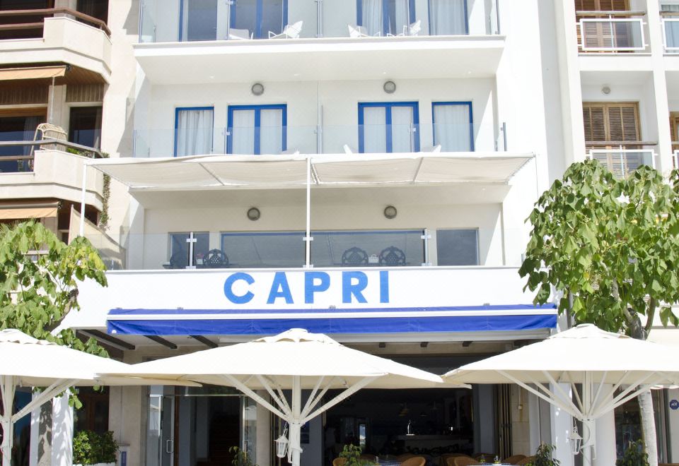 Hotel Capri - Valoraciones de hotel de 3 estrellas en Puerto de Pollensa