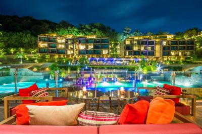 屋外プール サンスリ プーケットの写真