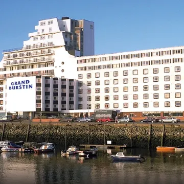 The Grand Burstin Hotel