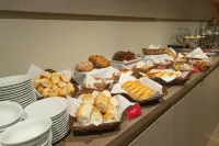 Hotel Laghetto Stilo Higienópolis - breakfast
