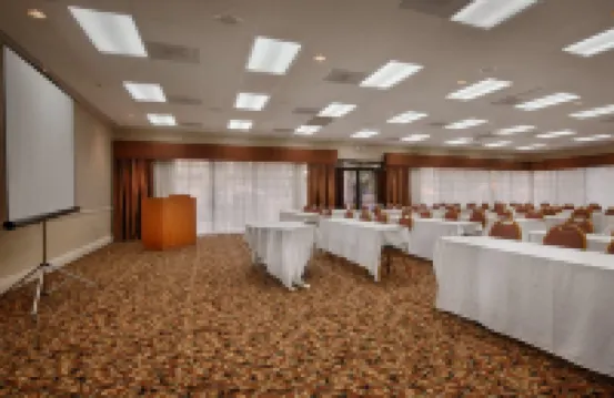 Wyndham Tucson Airport & Conference Center