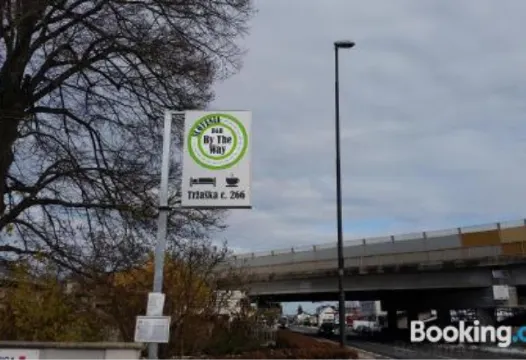 B&B By The Way - Housity