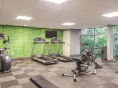 La Quinta Inn & Suites by Wyndham Columbia / Fort Meade Hotels in Jessup