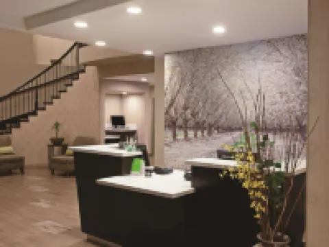 La Quinta Inn & Suites by Wyndham Los Banos Hotels in Merced County