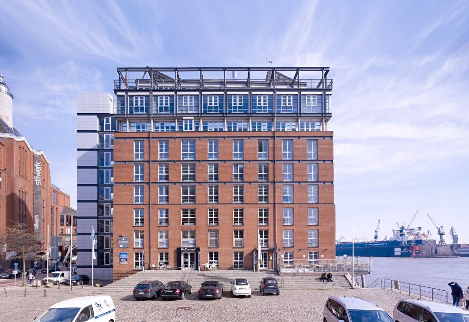 hotel overview picture