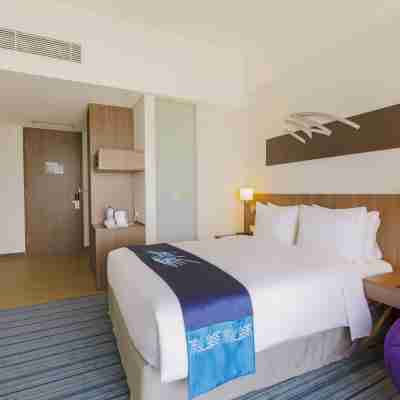 雅加達東薈城智選假日飯店 Rooms