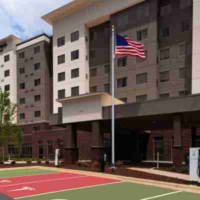 Courtyard Charlotte Northlake Hotel Exterior