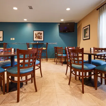 Best Western Plus Lonoke Hotel