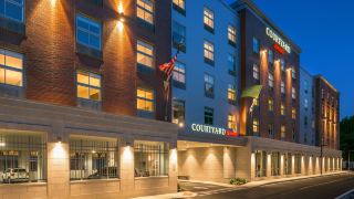 courtyard-by-marriott-edgewater-nyc-area