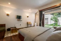 Villa Nero Hotels in Гили Траванган