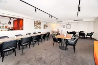 Clarion Hotel Townsville - parking