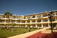 大綠洲度假飯店 住宿飯店