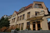 Yerevan Deluxe Hotel