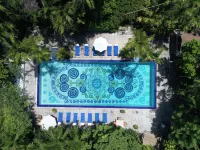 Graycliff Hotel - piscina