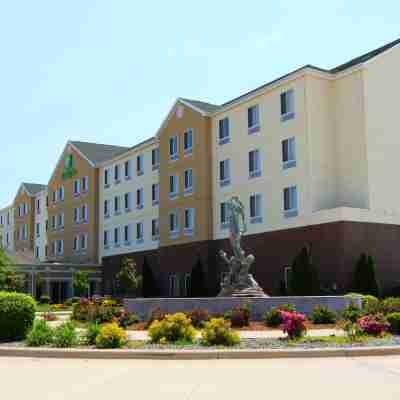 Holiday Inn Effingham Hotel Exterior