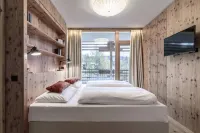 NIDUM - Casual Luxury Hotel - Parvekkeita